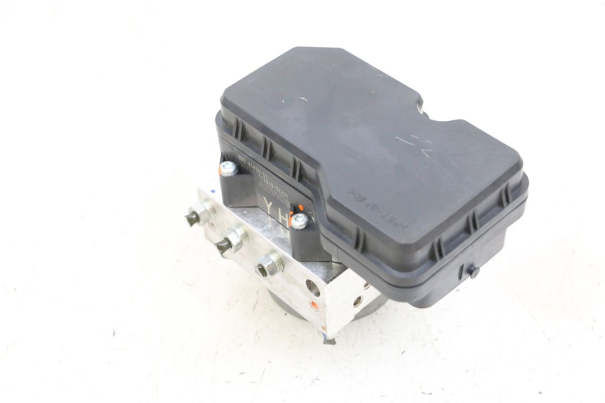 photo de POMPA ABS YAMAHA TRICITY 300 (2020 - 2024) - Altra vista dell'articolo