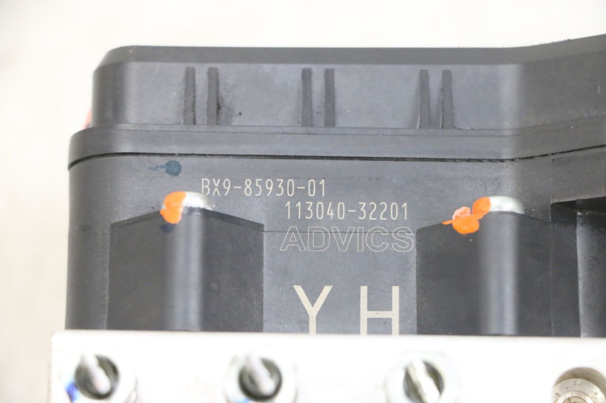 photo de POMPA ABS YAMAHA TRICITY 300 (2020 - 2024) - Altra angolazione