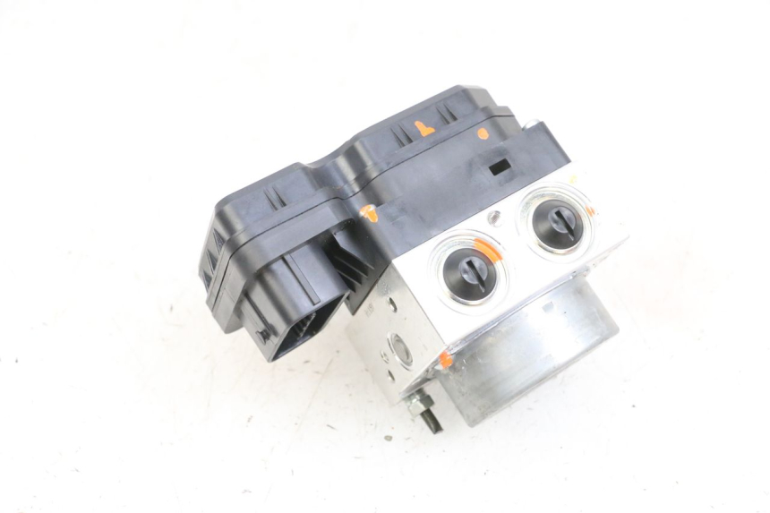 photo de POMPA ABS YAMAHA TRICITY 300 (2020 - 2024) - Ricambio usato controllato