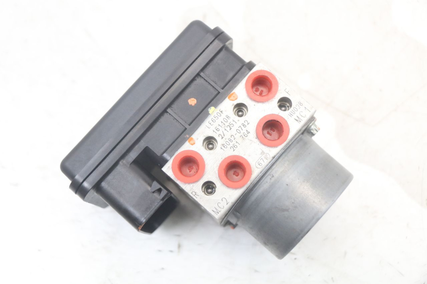 photo de POMPA ABS KAWASAKI VERSYS ABS 650 (2015 - 2018) - Vista principale