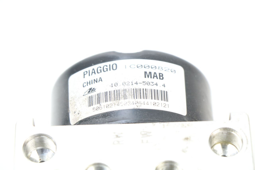 photo de POMPA ABS PIAGGIO VESPA GTS SUPER IE 125 (2009 - 2016) - Ricambio usato controllato