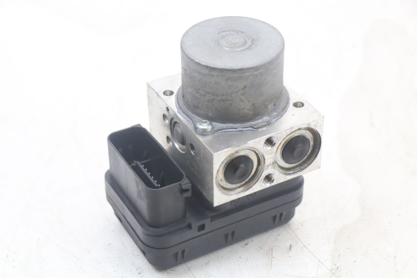 photo de POMPA ABS YAMAHA XMAX X-MAX ABS 125 (2017 - 2020) - Vista d'insieme del prodotto