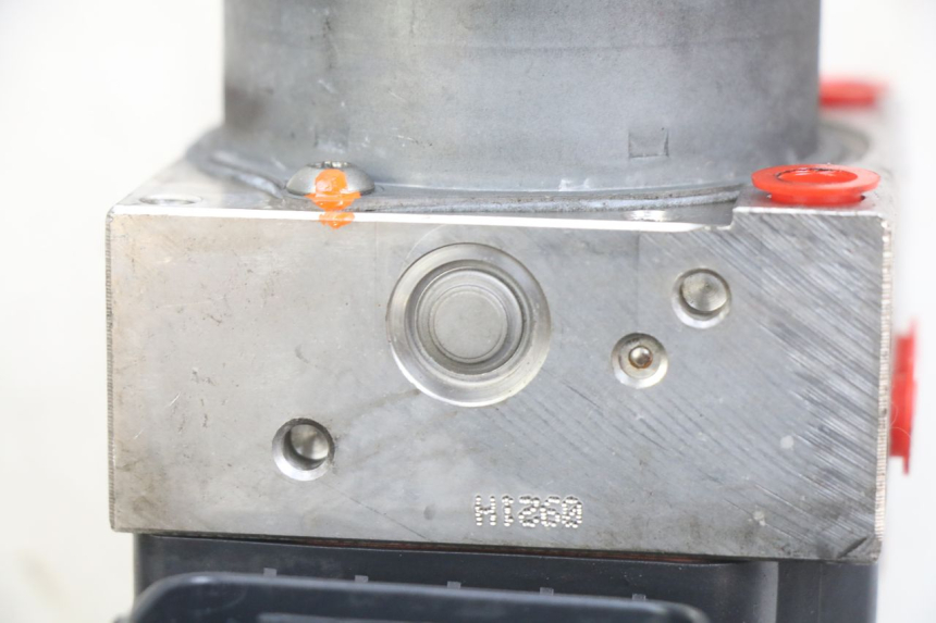 photo de POMPA ABS YAMAHA X-MAX XMAX 125 (2010 - 2013) - Zoom sullo stato d'uso