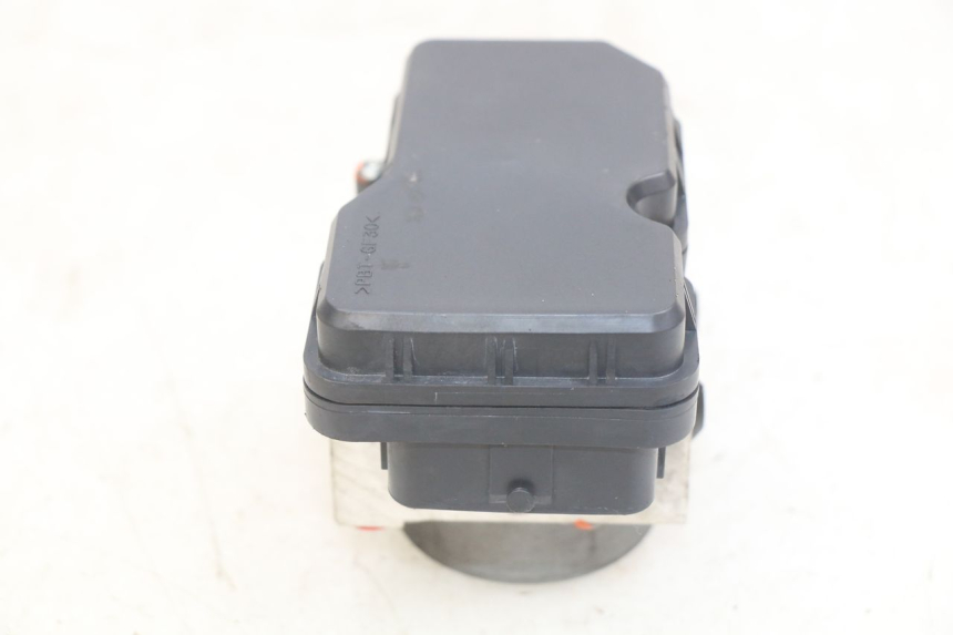 photo de POMPA ABS YAMAHA X-MAX XMAX 125 (2010 - 2013) - Vista d'insieme del prodotto