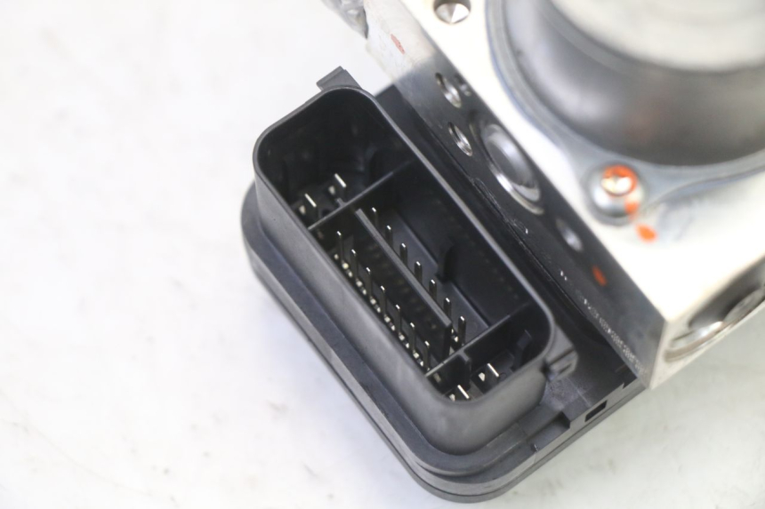 photo de POMPA ABS YAMAHA XMAX X-MAX 125 (2021 - 2025) - Vista d'insieme del prodotto