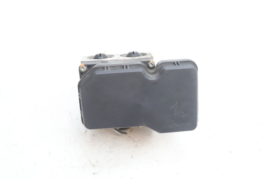 photo de POMPA ABS YAMAHA X-MAX XMAX 125 (2010 - 2013) - Ricambio usato controllato
