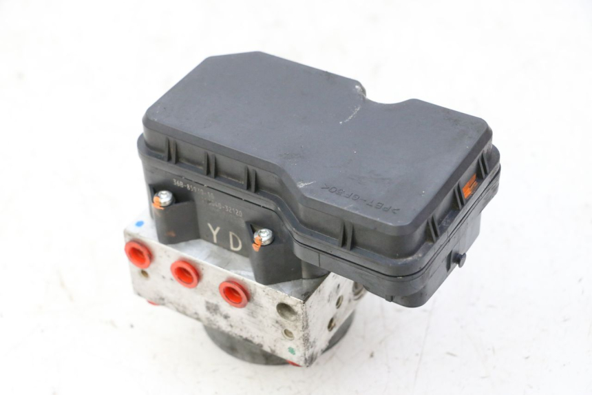 photo de POMPA ABS YAMAHA XJ6 ABS 600 (2008 - 2016) - Caratteristiche distintive