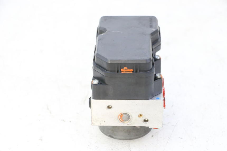 photo de POMPA ABS YAMAHA XJ6 ABS 600 (2008 - 2016) - Marcature e riferimenti originali