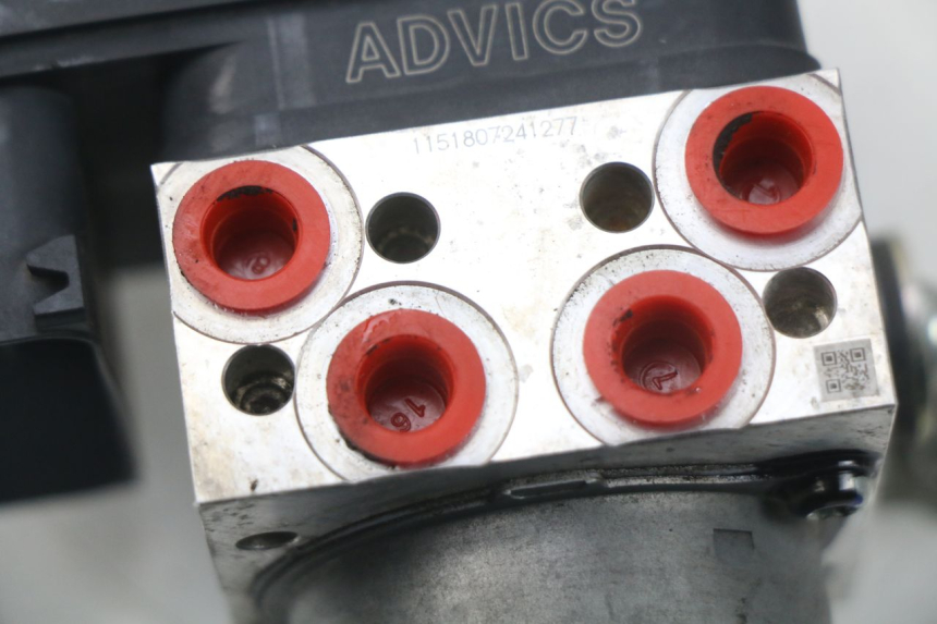 photo de POMPA ABS YAMAHA YP T-MAX TMAX 530 (2017 - 2020) - Altra angolazione