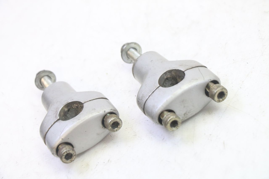 photo de CAVALLOTTO MANUBRIO HYOSUNG GV AQUILA 125 (2000 - 2009) - Zoom sullo stato d'uso