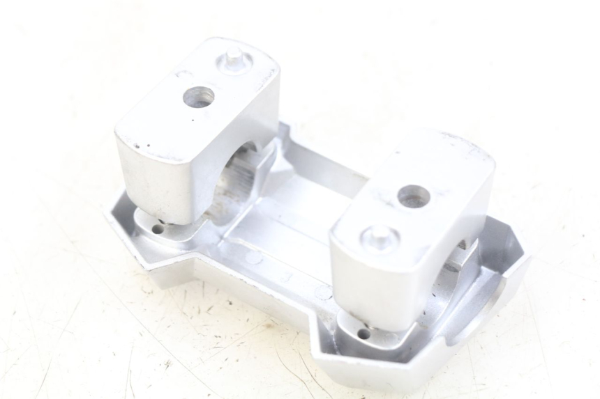 photo de PONTE MANUBRIO SYM CROX 4T 50 (2016 - 2023) - Zoom sullo stato d'uso