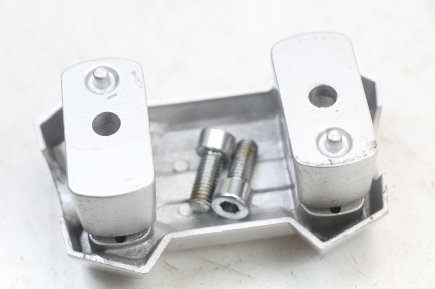 photo de PONTE MANUBRIO SYM CROX 4T 50 (2016 - 2023) - Altra angolazione