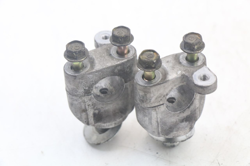 photo de CAVALLOTTO MANUBRIO HONDA FJS SILVERWING SILVER WING 600 (2001 - 2010) - Zoom sullo stato d'uso