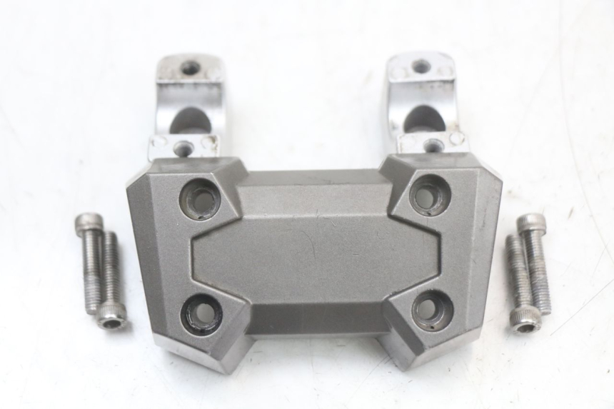 photo de PIASTRA MANUBRIO SYM JET 14 4T 50 (2018 - 2022) - Dettaglio del componente