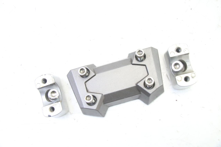 photo de PIASTRA MANUBRIO SYM JET 14 4T 50 (2018 - 2022) - Vista principale