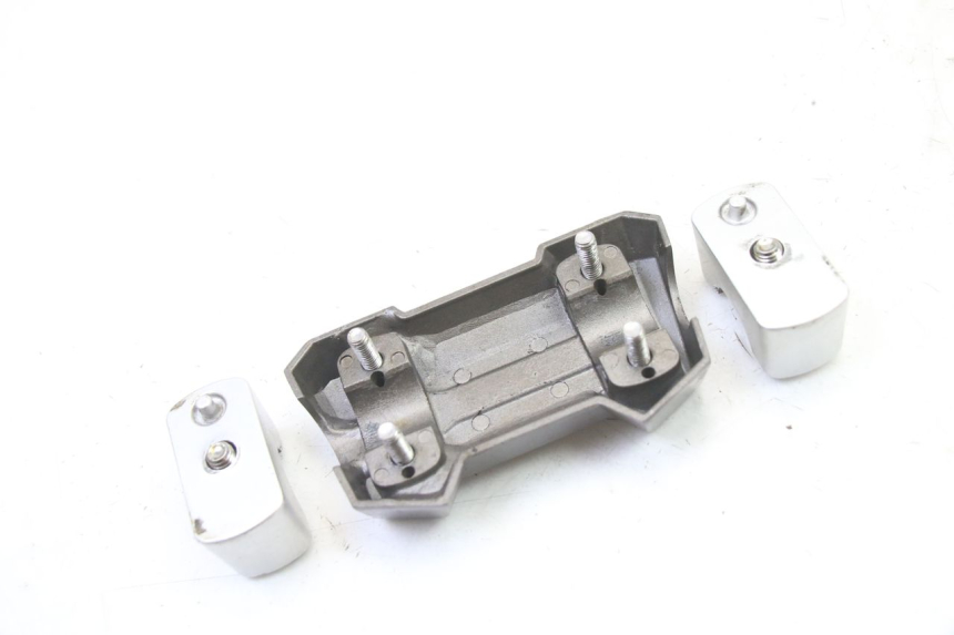 photo de PIASTRA MANUBRIO SYM JET 14 4T 50 (2018 - 2022) - Zoom sullo stato d'uso