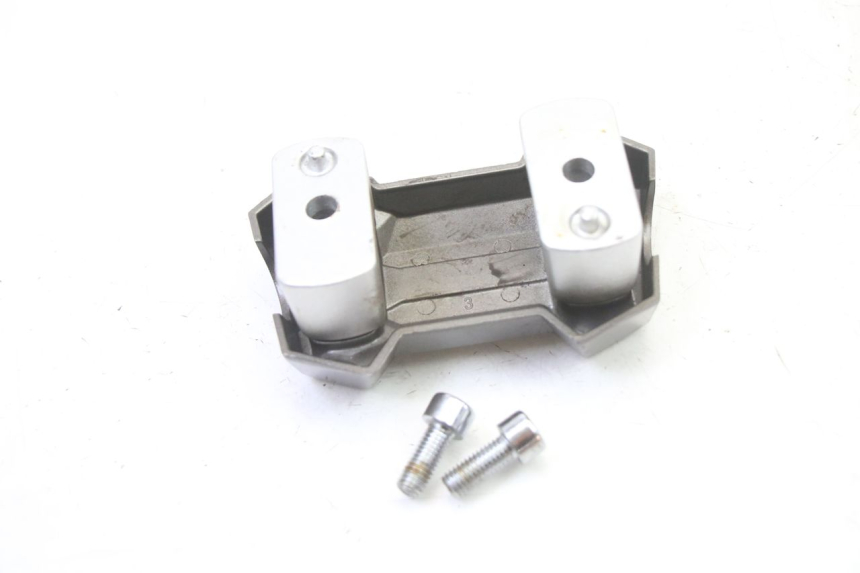 photo de PIASTRA MANUBRIO SYM JET 14 4T 50 (2018 - 2022) - Primo piano tecnico