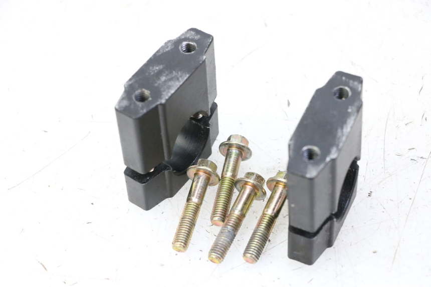 photo de PONTE MANUBRIO APOLLO RFZ 125 - Altra angolazione