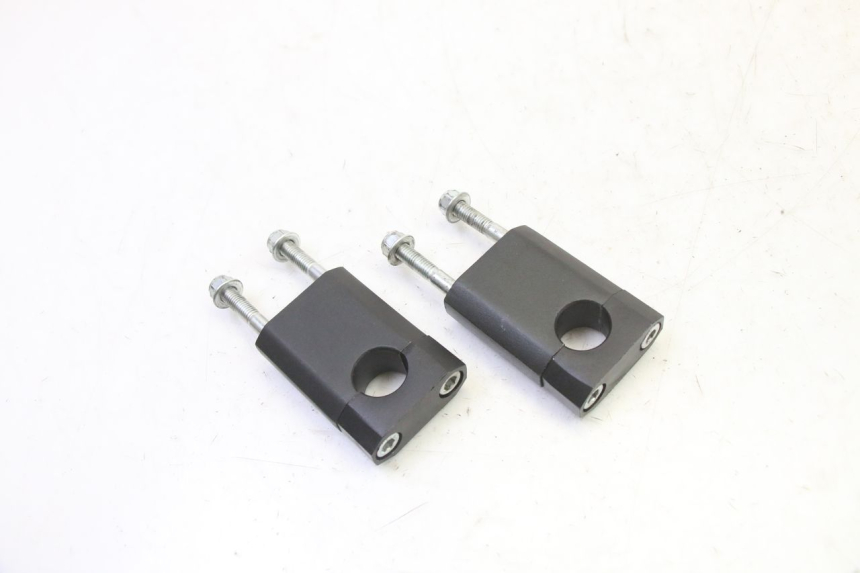 photo de PONTE MANUBRIO APOLLO RFZ 125 - Dettaglio del componente