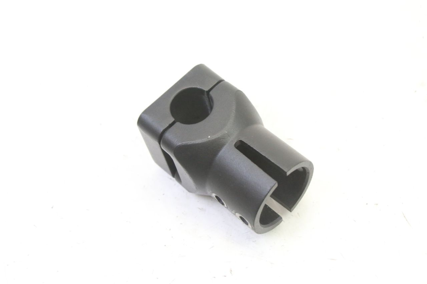 photo de CAVALLOTTO MANUBRIO HERO S10 1 - Dettagli dei punti di fissaggio