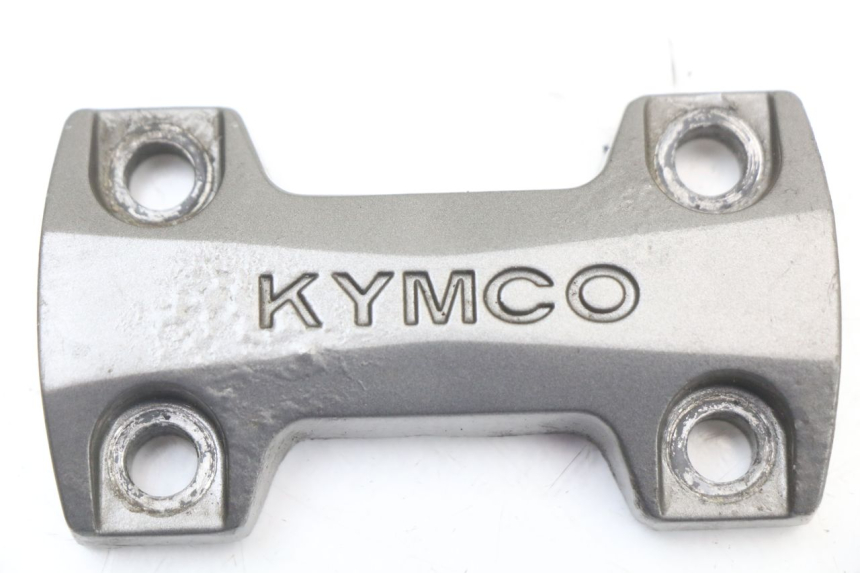 photo de CAVALLOTTO MANUBRIO KYMCO SUPER 8 4T 50 (2021 - 2024) - Zoom sullo stato d'uso