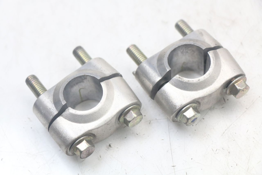 photo de PIASTRA MANUBRIO YAMAHA XMAX X-MAX ABS 125 (2017 - 2020) - Vista principale