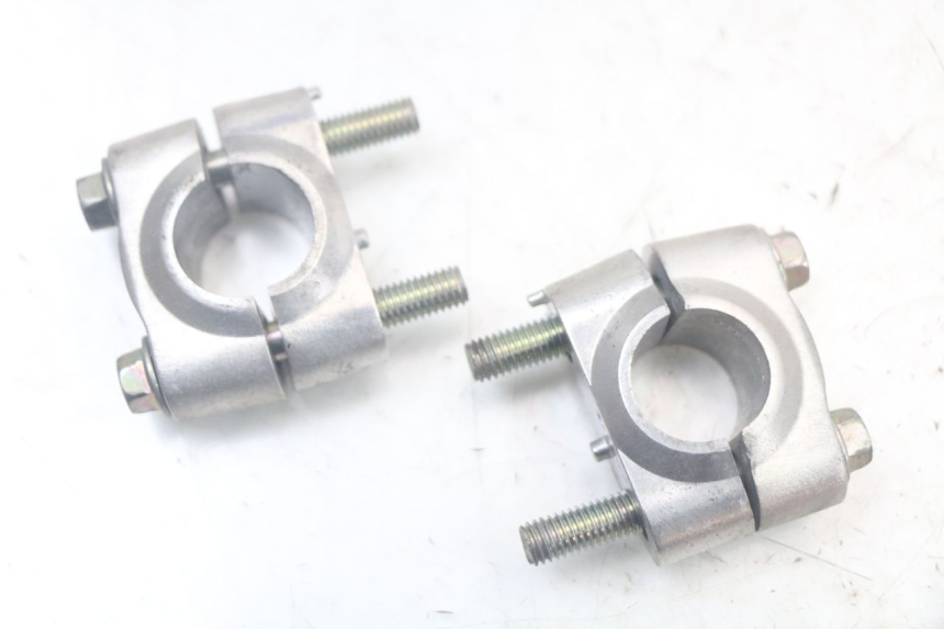 photo de PIASTRA MANUBRIO YAMAHA XMAX X-MAX ABS 125 (2017 - 2020) - Dettaglio del componente