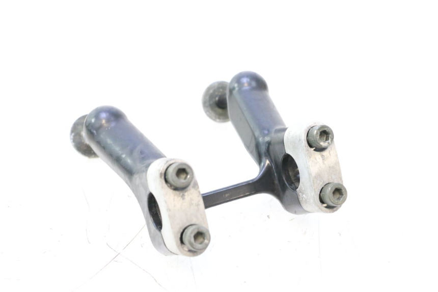 photo de CAVALLOTTO MANUBRIO YAMAHA XP T-MAX ABS 500 (2005 - 2005) - Dettaglio del componente