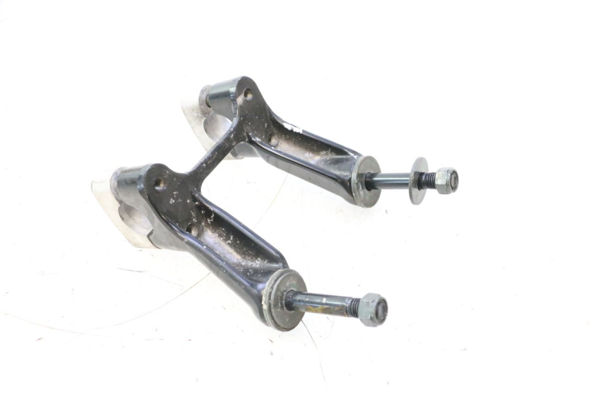 photo de CAVALLOTTO MANUBRIO YAMAHA XP T-MAX ABS 500 (2005 - 2005) - Primo piano tecnico