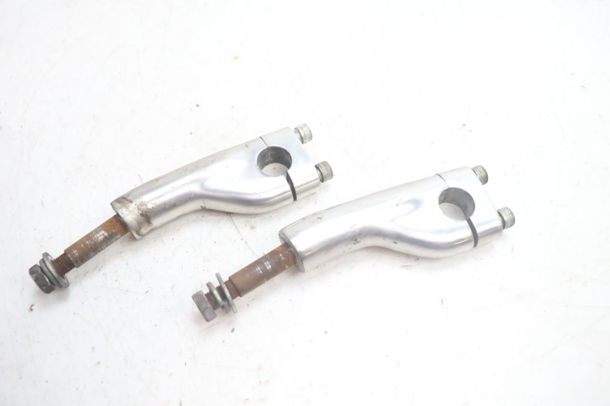 photo de CAVALLOTTO MANUBRIO YAMAHA XV VIRAGO 535 (1988 - 2004) - Dettaglio del componente