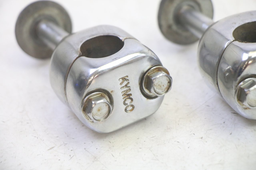 photo de CAVALLOTTO MANUBRIO KYMCO ZING 125 (1997 - 2003) - Zoom sullo stato d'uso