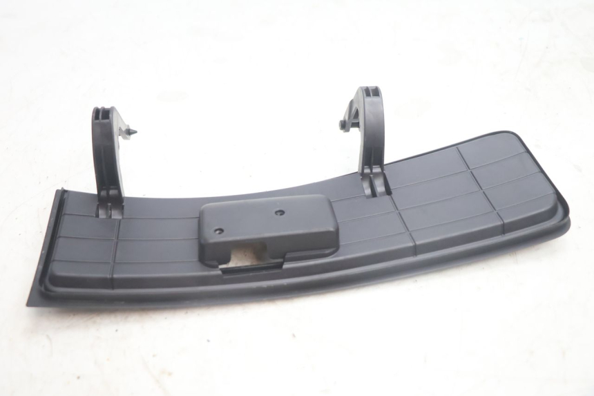 photo de PORTA OGGETTI SUZUKI BURGMAN EXECUTIVE ABS 650 (2006 - 2012) - Vista d'insieme del prodotto