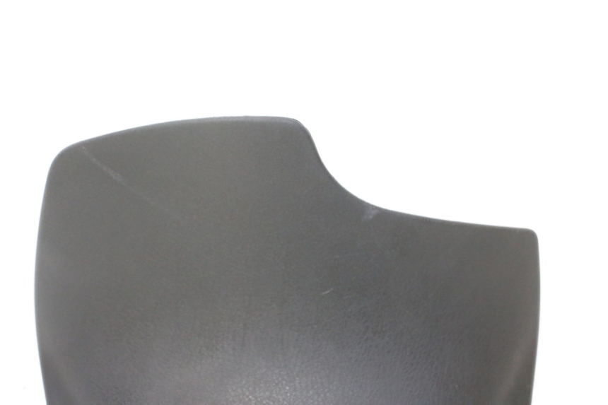 photo de PORTAOGGETTI GUANTI PIAGGIO FLY 2T 50 (2004 - 2017) - Stato della superficie e materiale