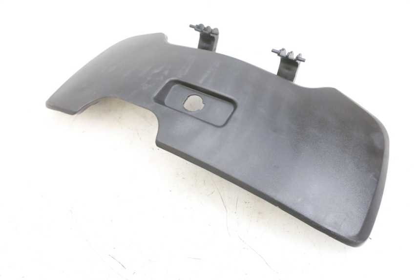 photo de Porta guanti box SYM GTS EVO 125 (2009 - 2013) - Vista d'insieme del prodotto