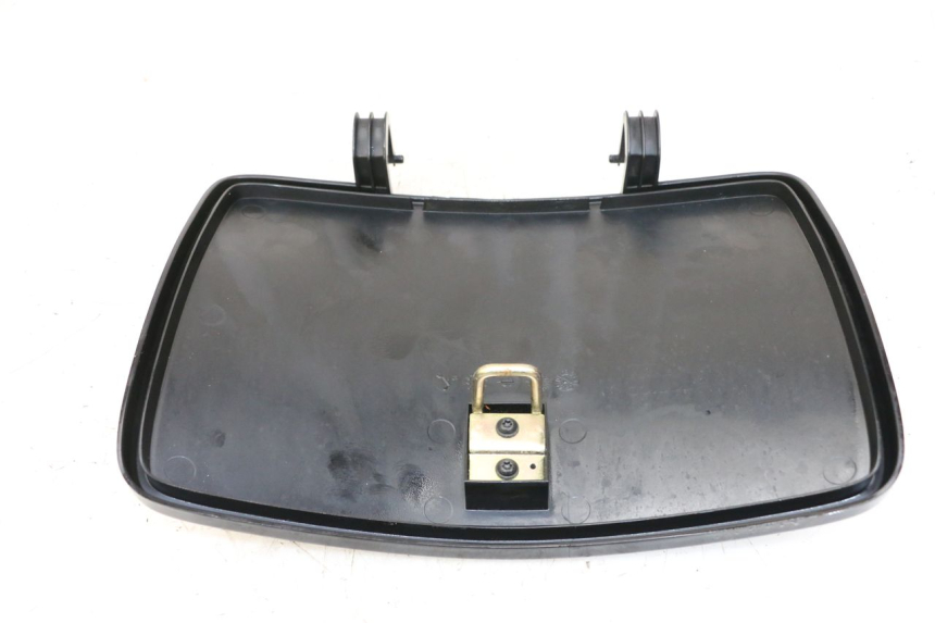 photo de PORTA OGGETTI KYMCO PEOPLE S 125 (2000 - 2008) - Zoom sullo stato d'uso