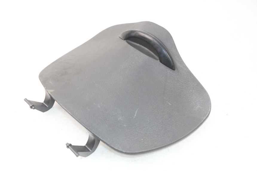 photo de Porta guanti box PIAGGIO LIBERTY 4T 50 (2009 - 2015) - Zoom sullo stato d'uso