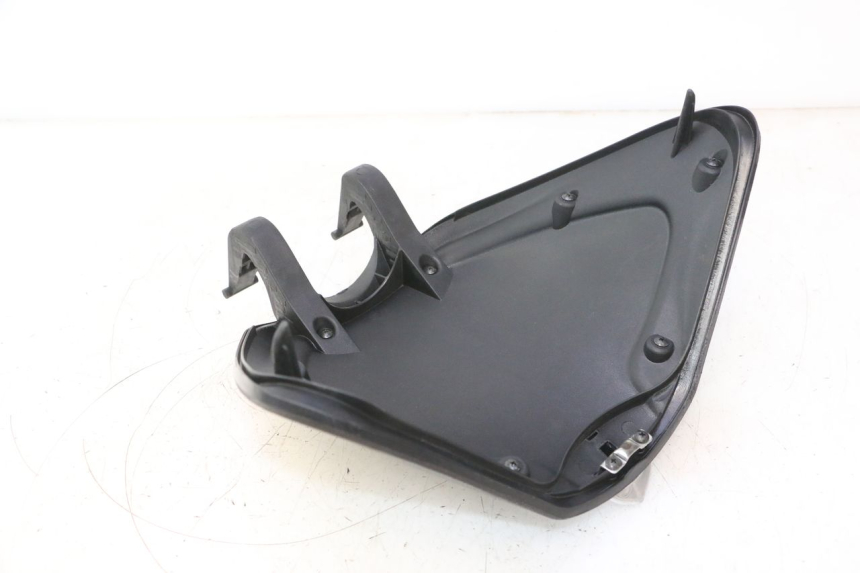 photo de PORTA OGGETTI PIAGGIO LIBERTY IGET 4T 50 (2015 - 2020) - Altra angolazione