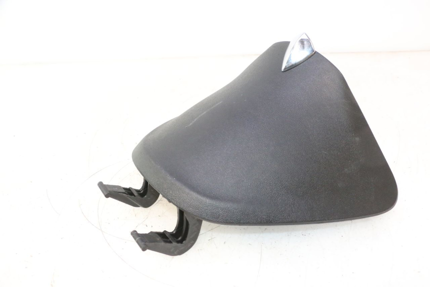 photo de PORTA OGGETTI PIAGGIO LIBERTY IGET 4T 50 (2015 - 2020) - Dettagli dei punti di fissaggio