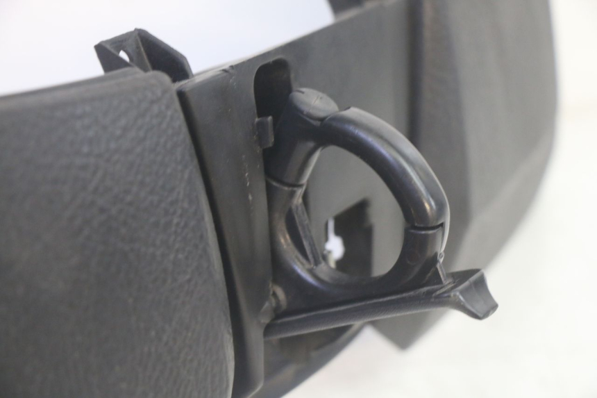 photo de PORTA OGGETTI PIAGGIO MP3 500 (2016 - 2018) - Zoom sullo stato d'uso