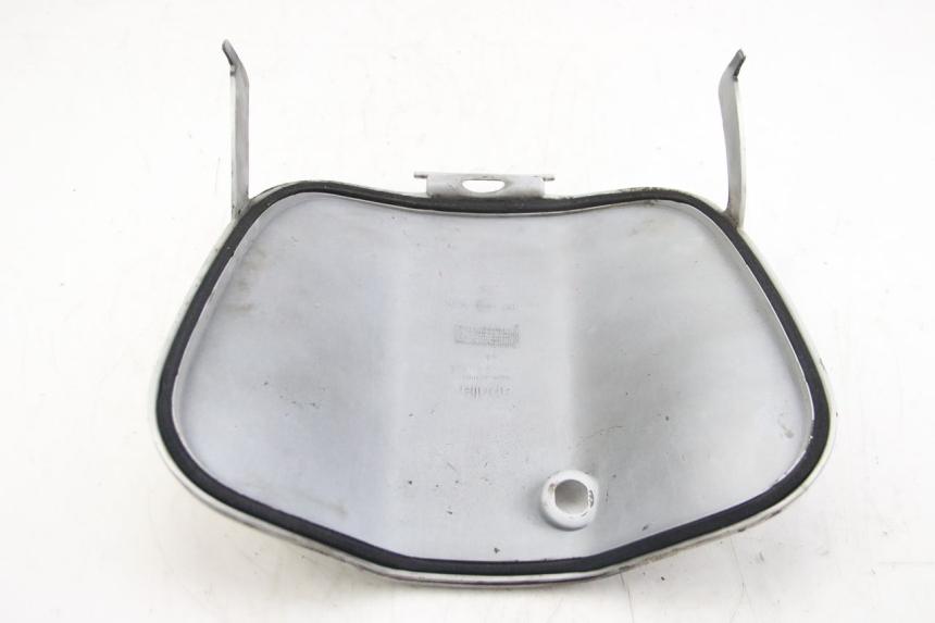 photo de PORTA GUANTI APRILIA SCARABEO 4T 50 (2009 - 2017) - Primo piano tecnico