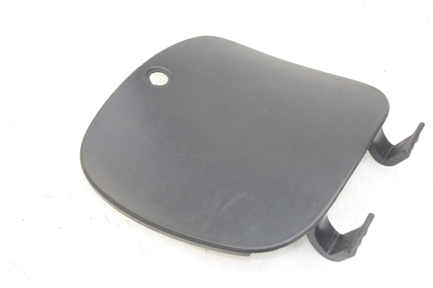 photo de PORTA OGGETTI PEUGEOT TWEET 4T 50 (2018 - 2022) - Zoom sullo stato d'uso