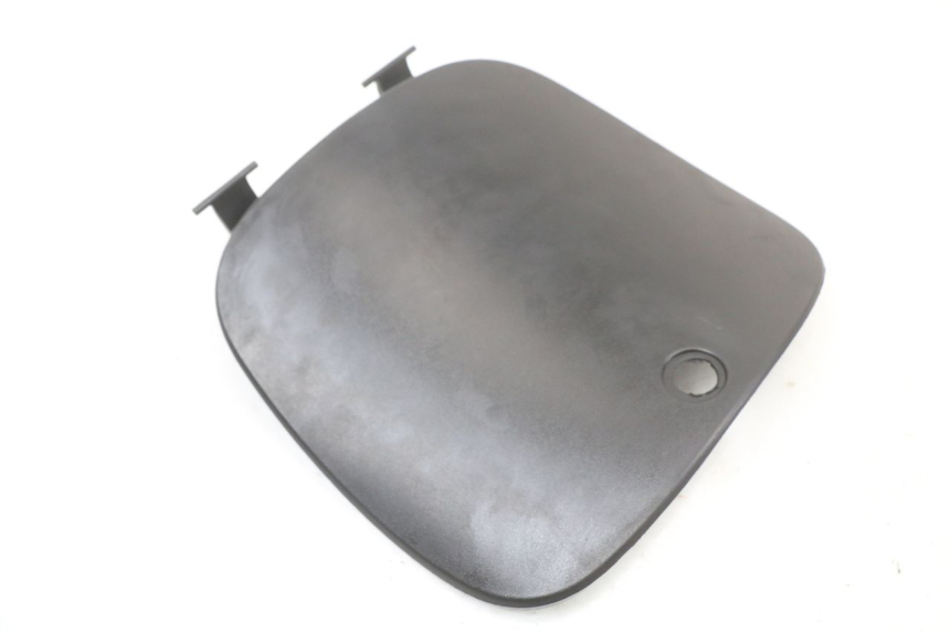 photo de PORTA OGGETTI PEUGEOT TWEET 125 (2018 - 2021) - Dettaglio del componente