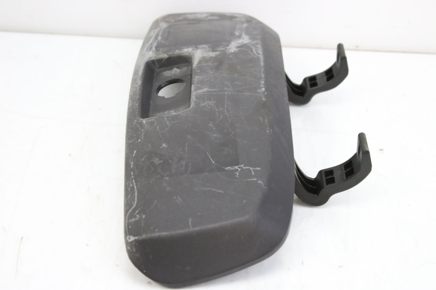 photo de PORTA GUANTI SUZUKI UH BURGMAN 125 (2002 - 2006) - Primo piano tecnico