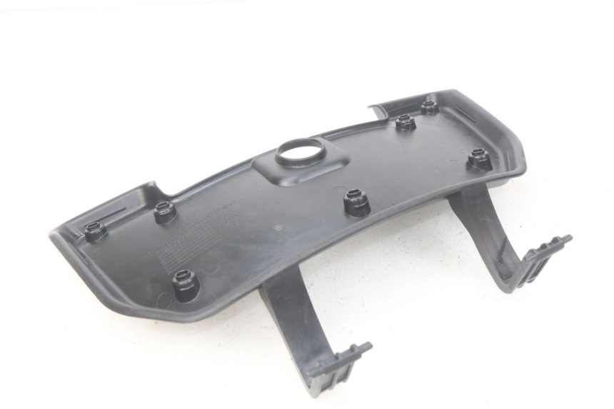 photo de PORTAOGGETTI GUANTIERA TGB X-MOTION XMOTION 125 (2008 - 2014) - Zoom sullo stato d'uso