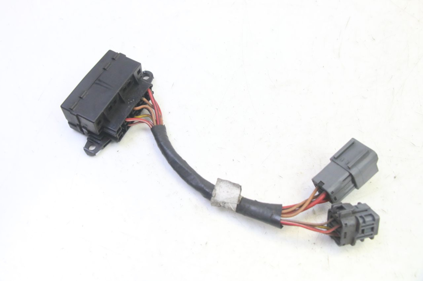 photo de PORTA FUSIBILI QUADRO 4 4D 350 (2015 - 2018) - Altra angolazione