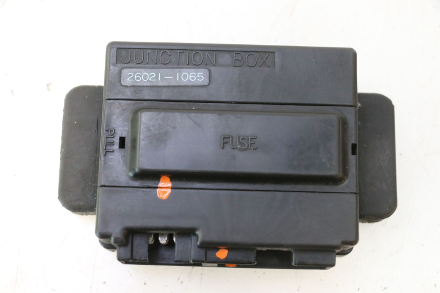 photo de PORTA FUSIBILI KAWASAKI GPX F ZX750F 750 (1986 - 1990) - Dettagli dei punti di fissaggio