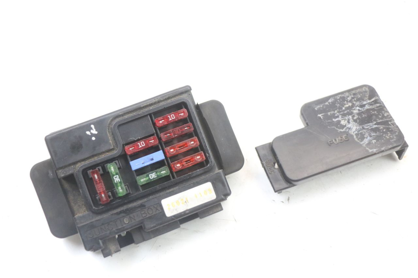 photo de PORTAFUSIBILE KAWASAKI ZR7 ZR-7 S 750 (1999 - 2004) - Dettaglio del componente