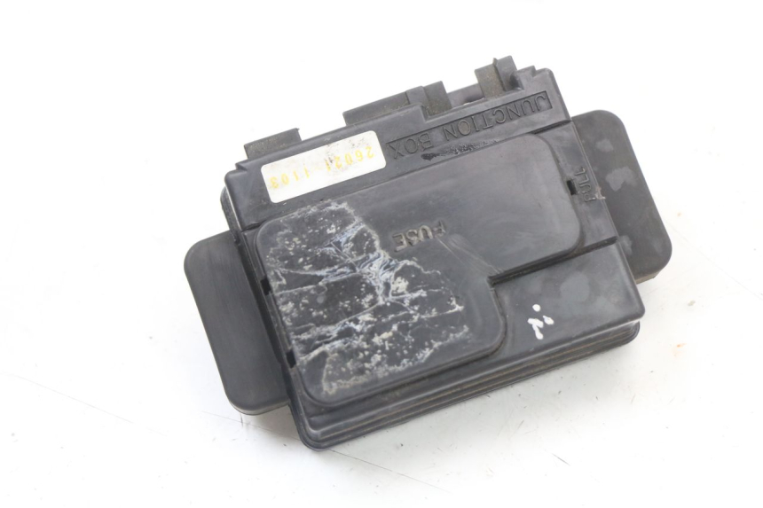 photo de PORTAFUSIBILE KAWASAKI ZR7 ZR-7 S 750 (1999 - 2004) - Altra angolazione