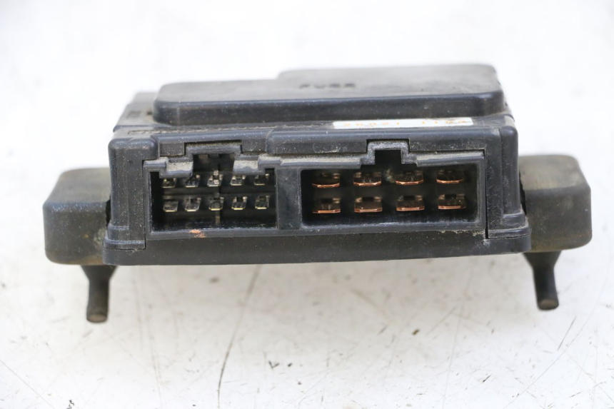 photo de PORTAFUSIBILE KAWASAKI ZR7 ZR-7 S 750 (1999 - 2004) - Altra angolazione