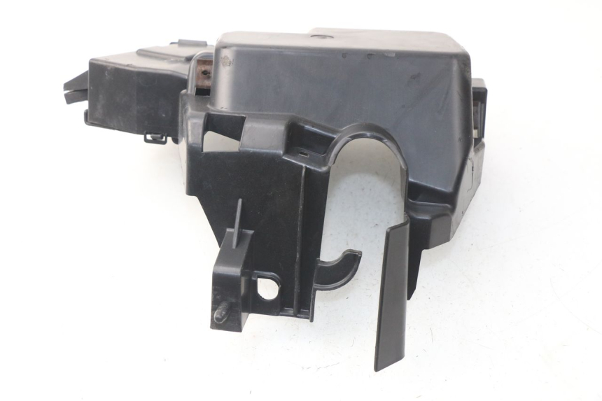 photo de PORTA FUSIBILI HONDA NSS EX FORZA 250 (2005 - 2013) - Altra angolazione